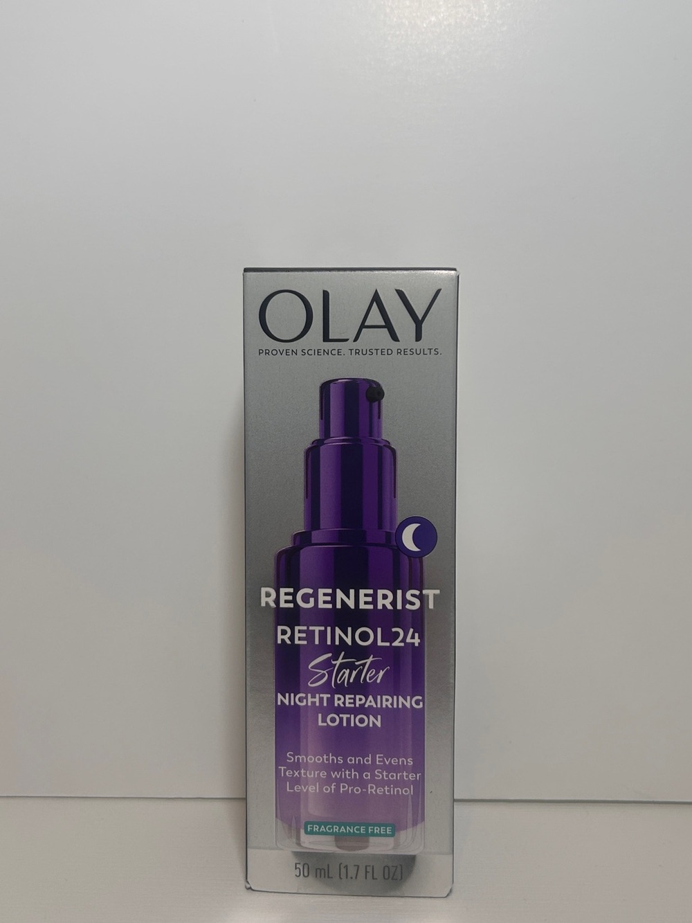 OLAY Regenerist Retinol24 Starter Night Repairing Lotion - Purple and Silver